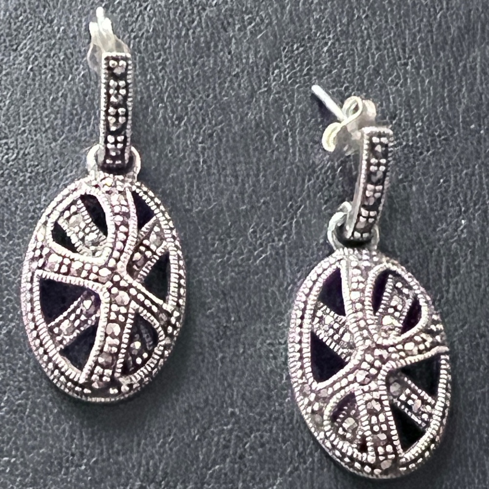Park Lane Swarovski Crystals Earrings